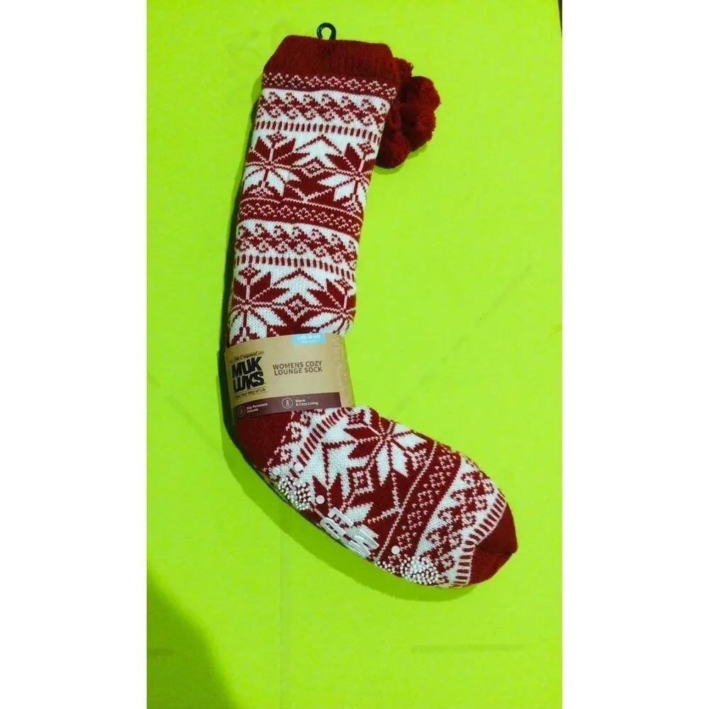 NWT❤️Women's MUK LUKS Pom Lounge Socks